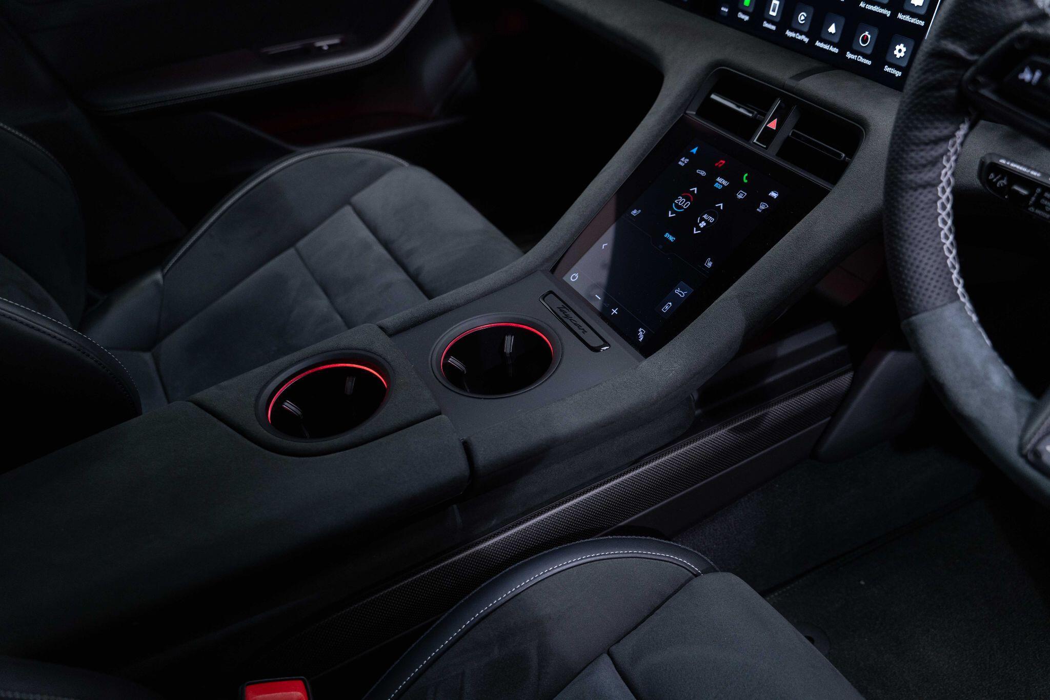 Porsche Taycan - Image 49