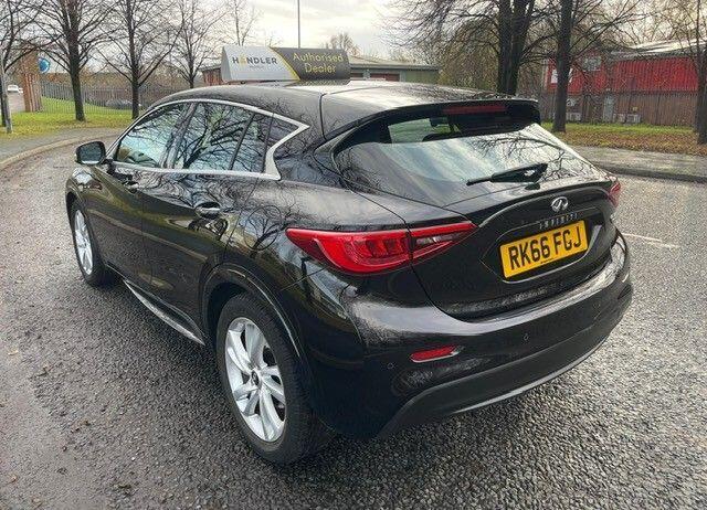 Infiniti Q30 - Image 7