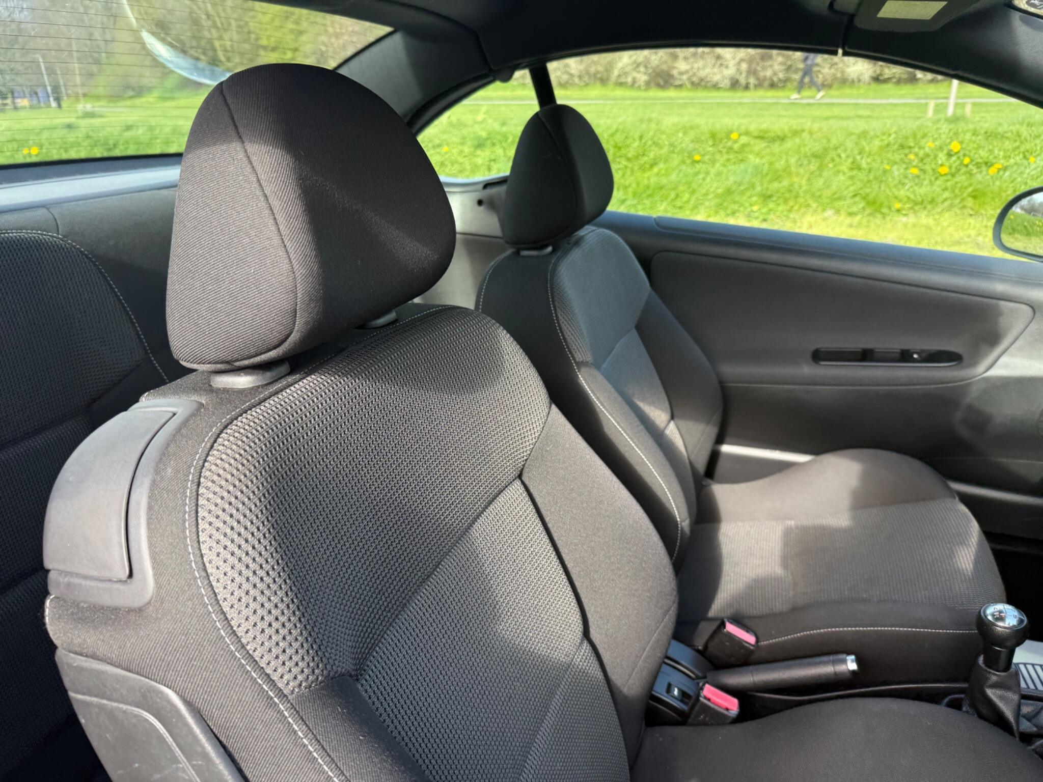 Peugeot 207 CC - Image 20