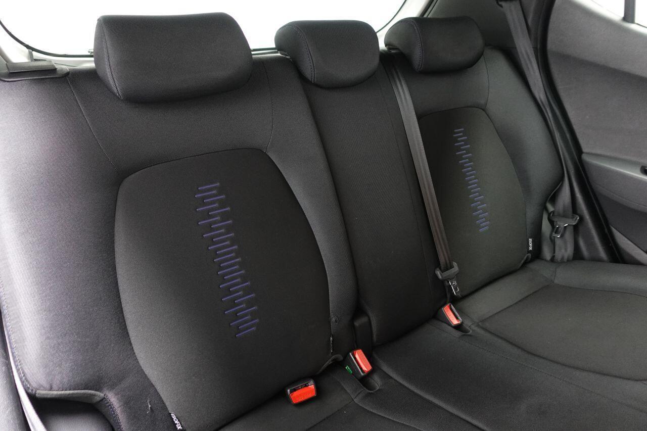 Hyundai i10 - Image 11