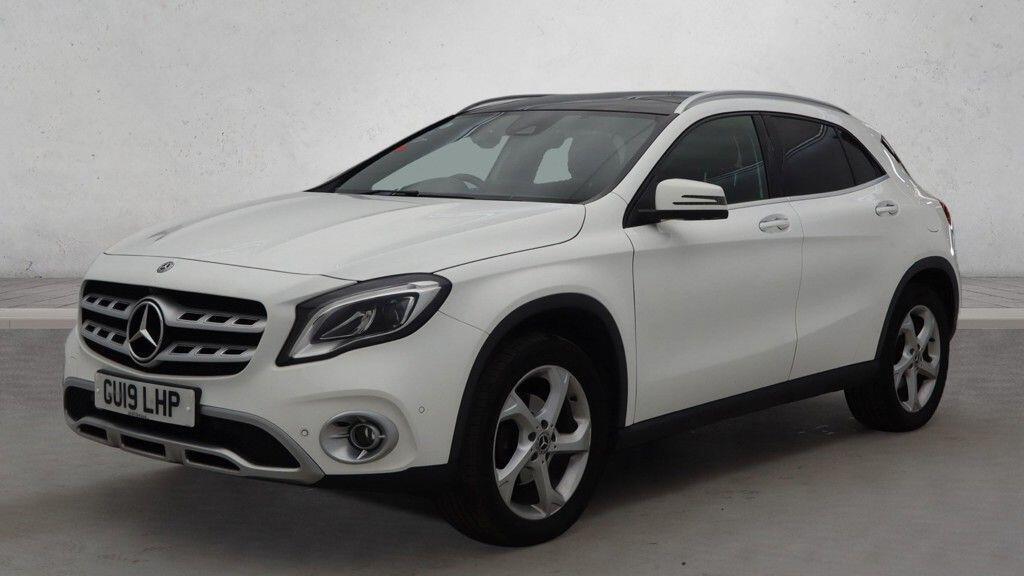 Mercedes-benz GLA - Image 4
