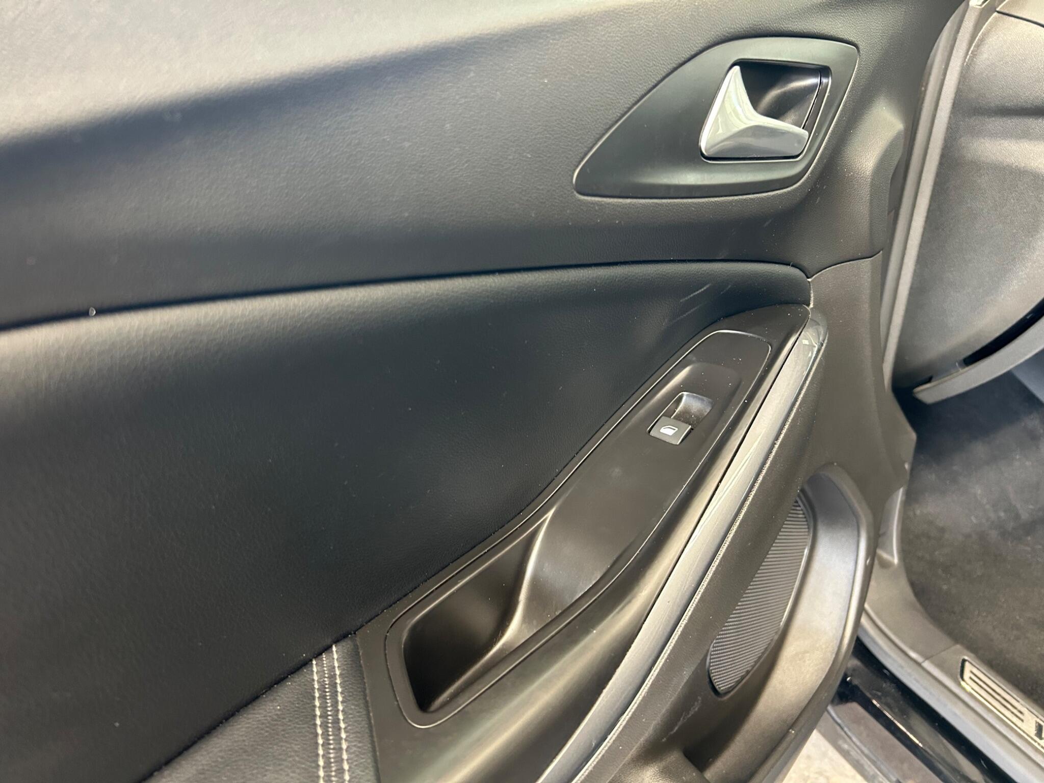 Vauxhall Grandland X - Image 19