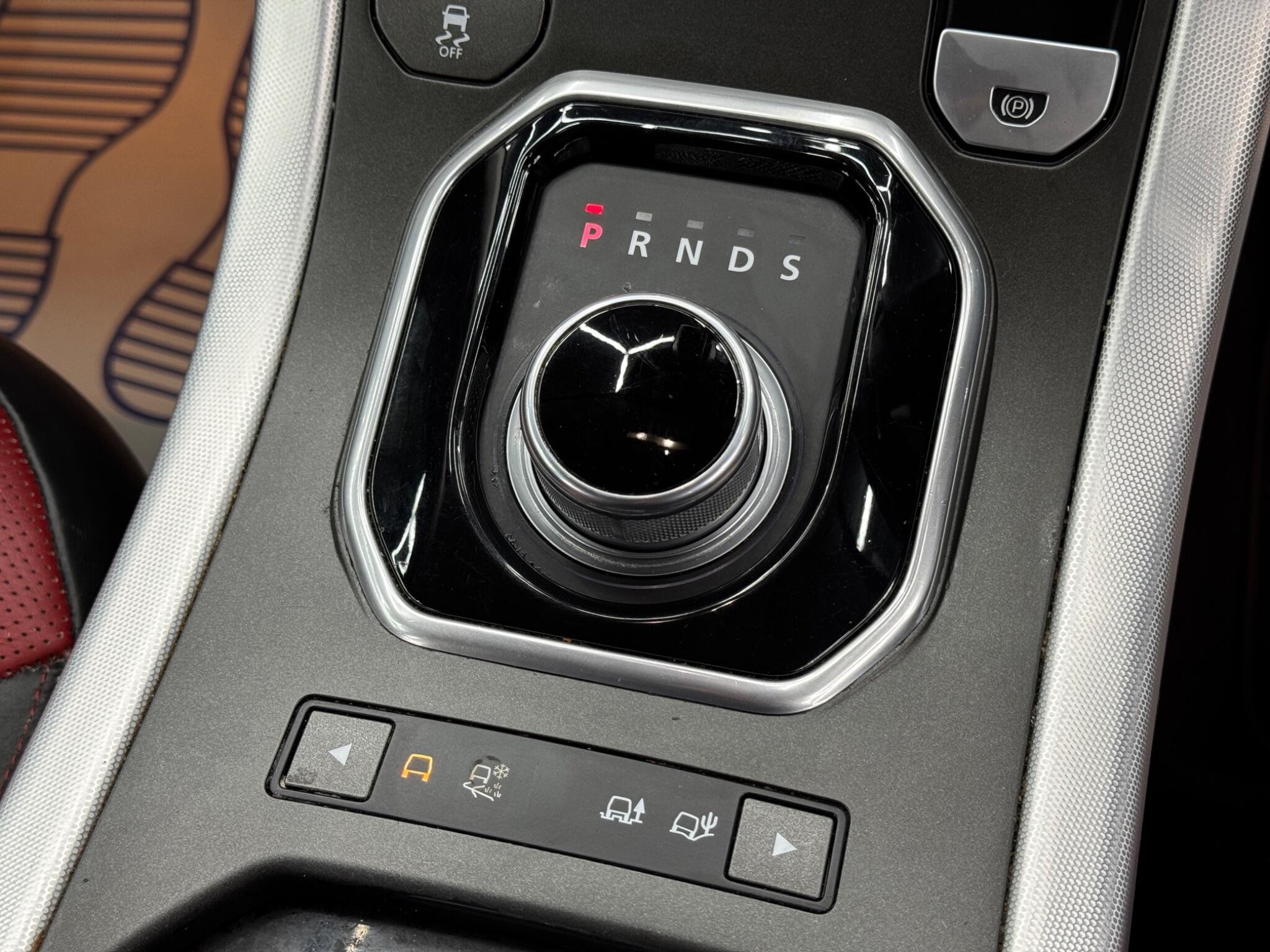 Land Rover Range Rover Evoque - Image 26