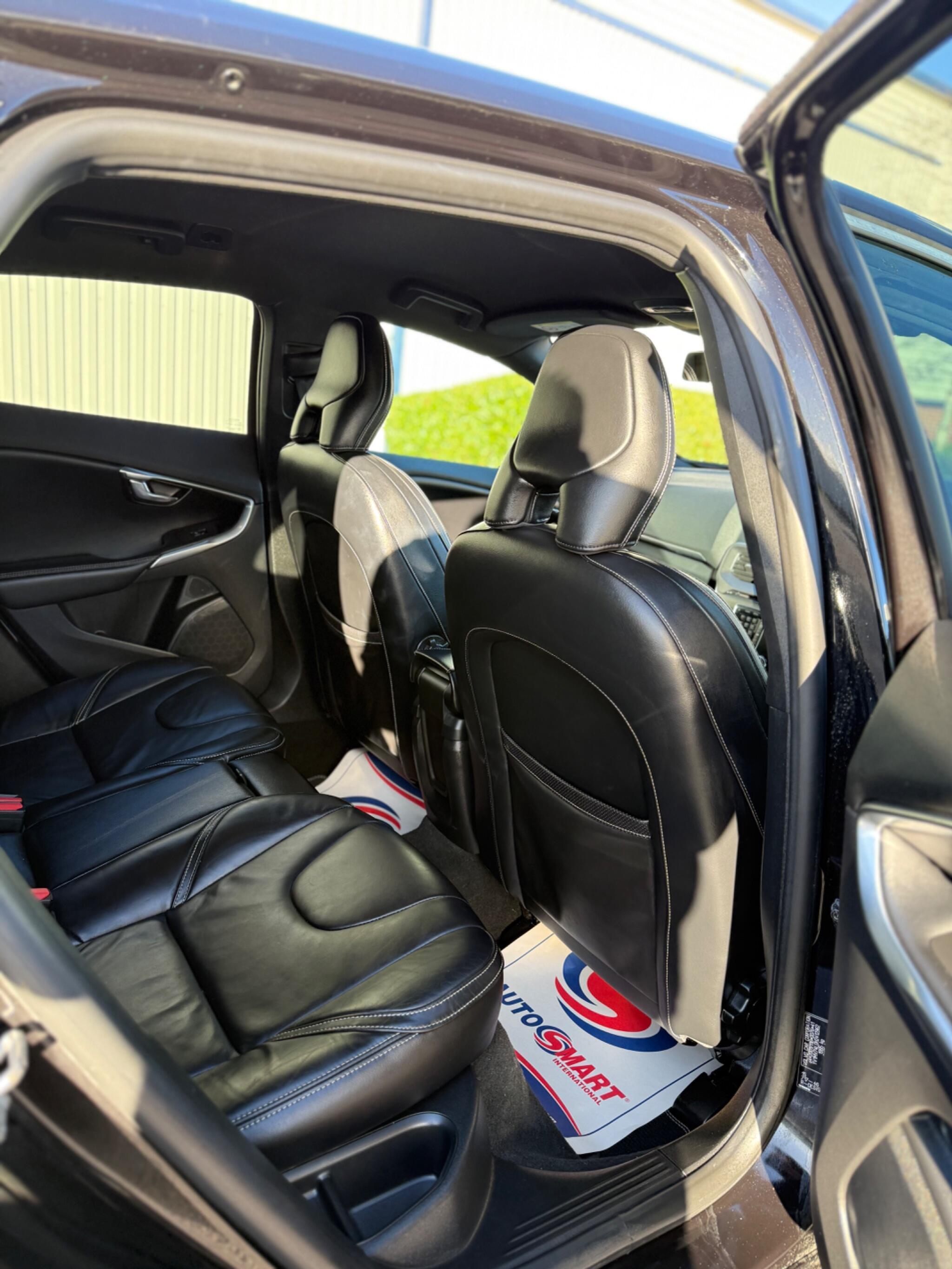 Volvo V40 - Image 28