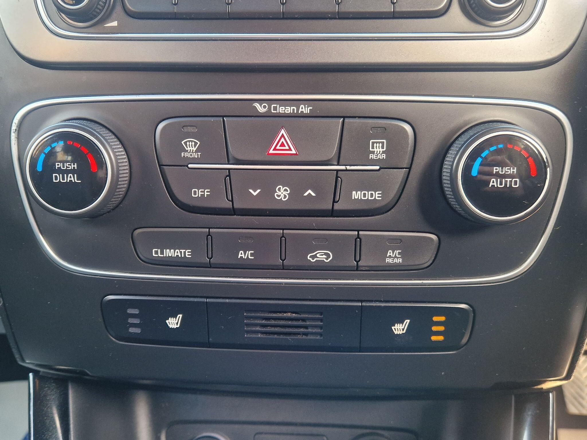 Kia Sorento - Image 51