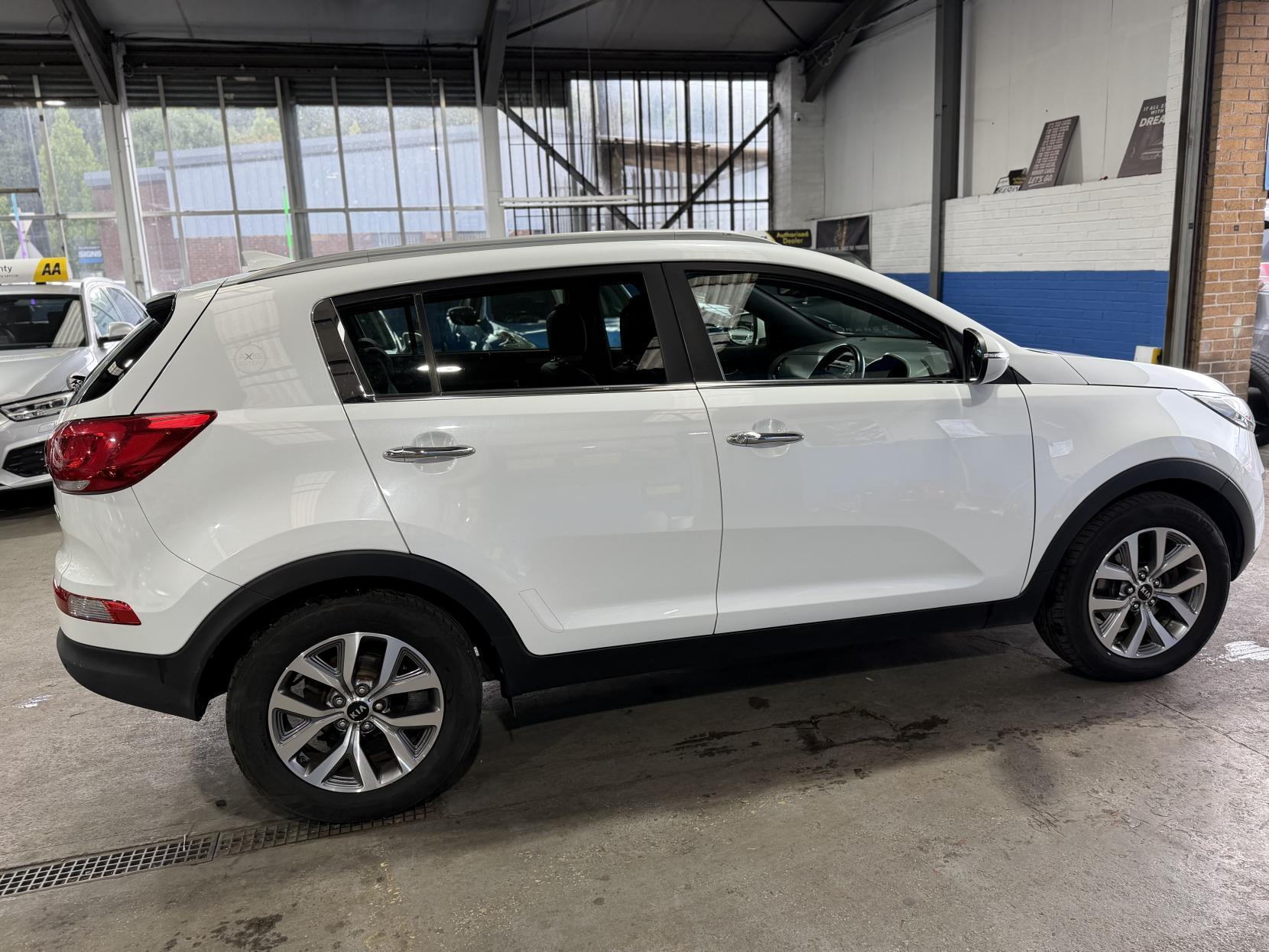 Kia Sportage - Image 8