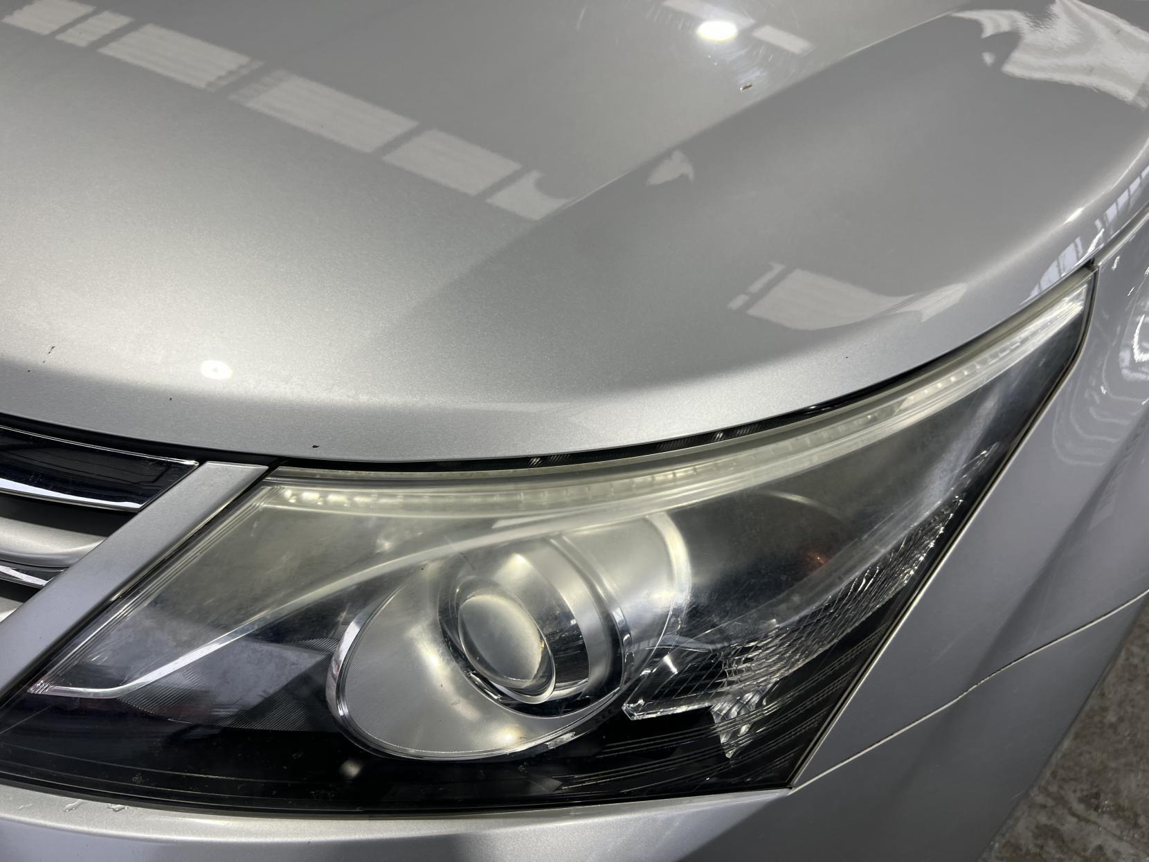 Toyota Avensis - Image 9