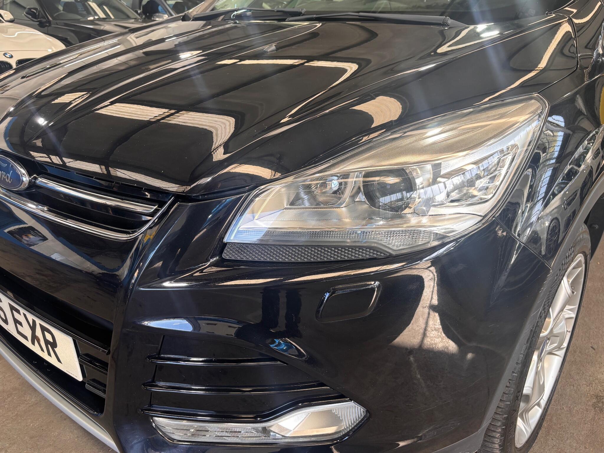 Ford Kuga - Image 31