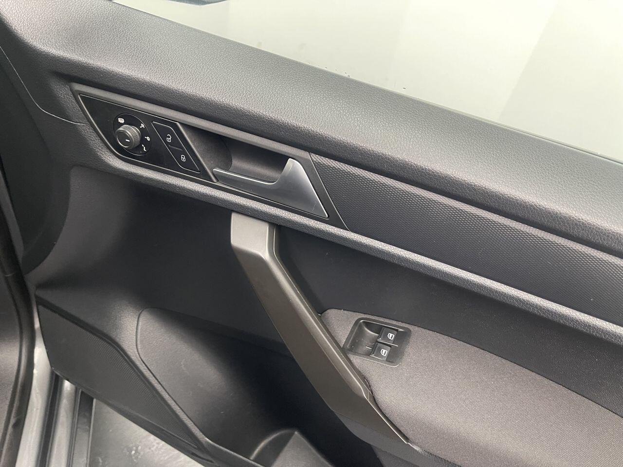 Volkswagen CADDY LIFE - Image 35