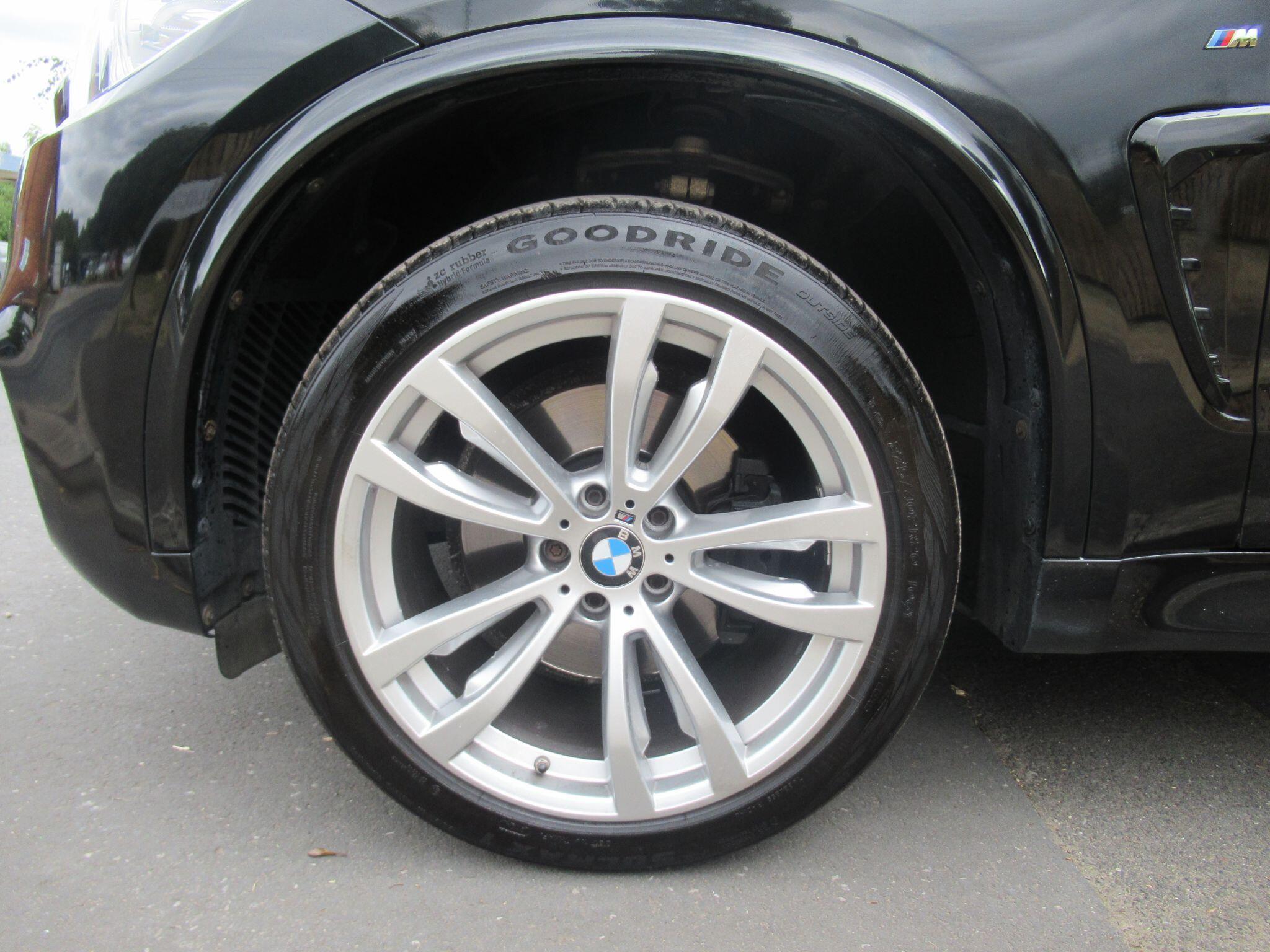 BMW X5 - Image 13