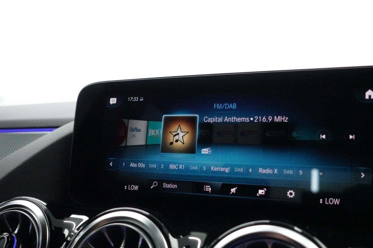 Mercedes-benz EQA - Image 3