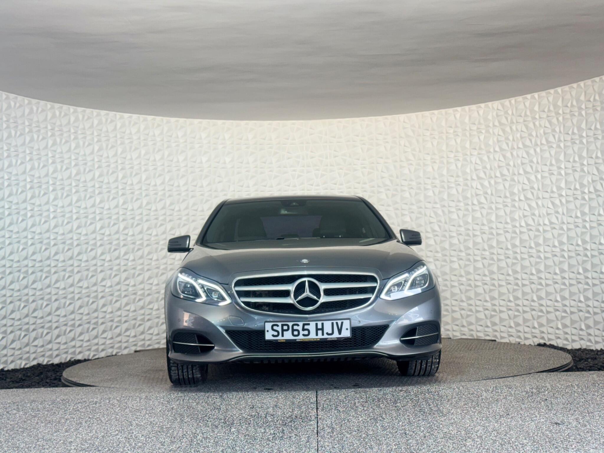 Mercedes E Class - Image 18