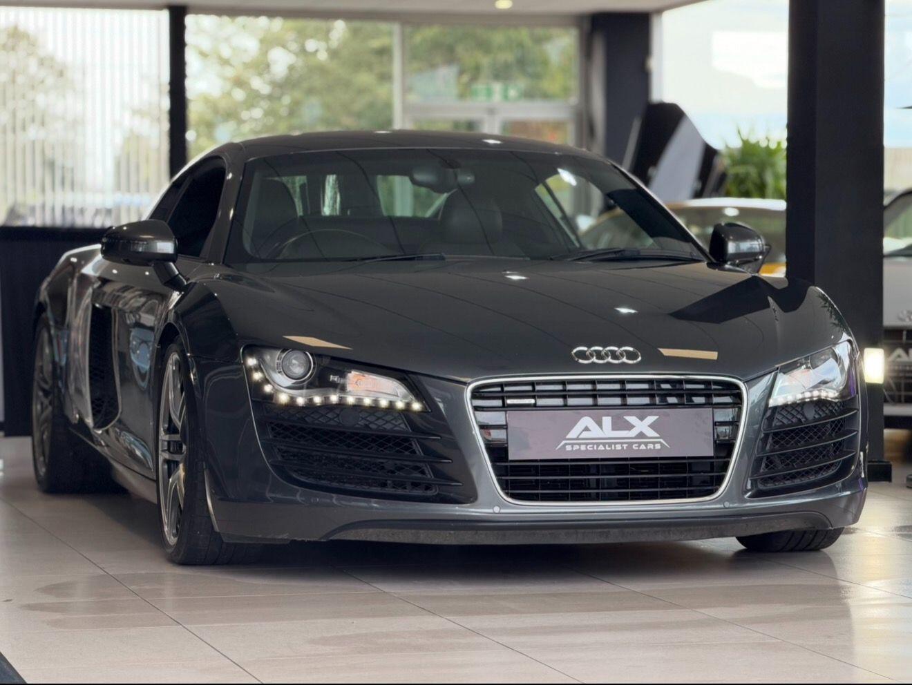 Audi R8 - Image 7