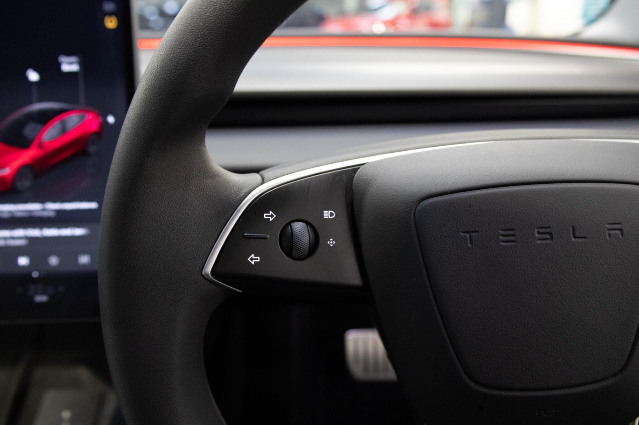 Tesla Model 3 - Image 22