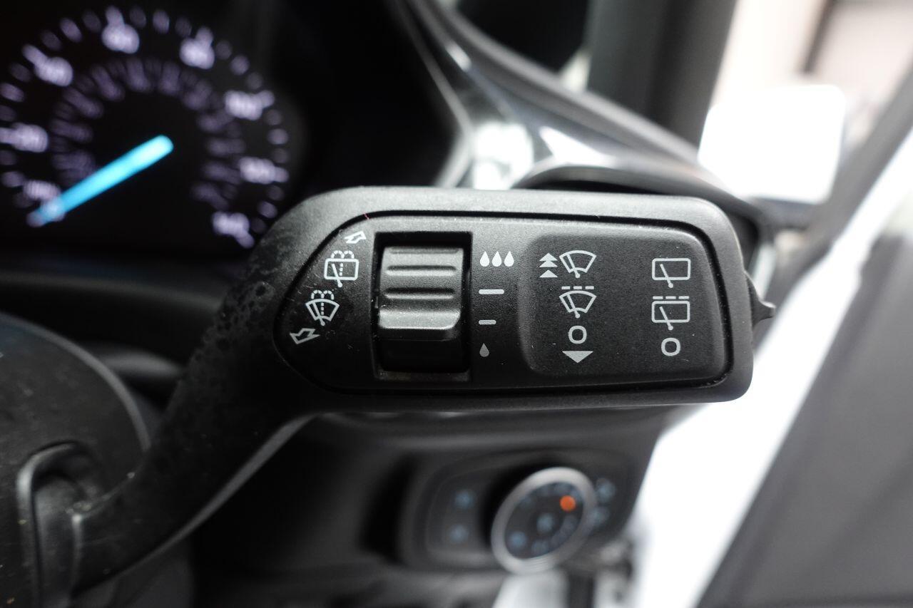 Ford Fiesta - Image 38