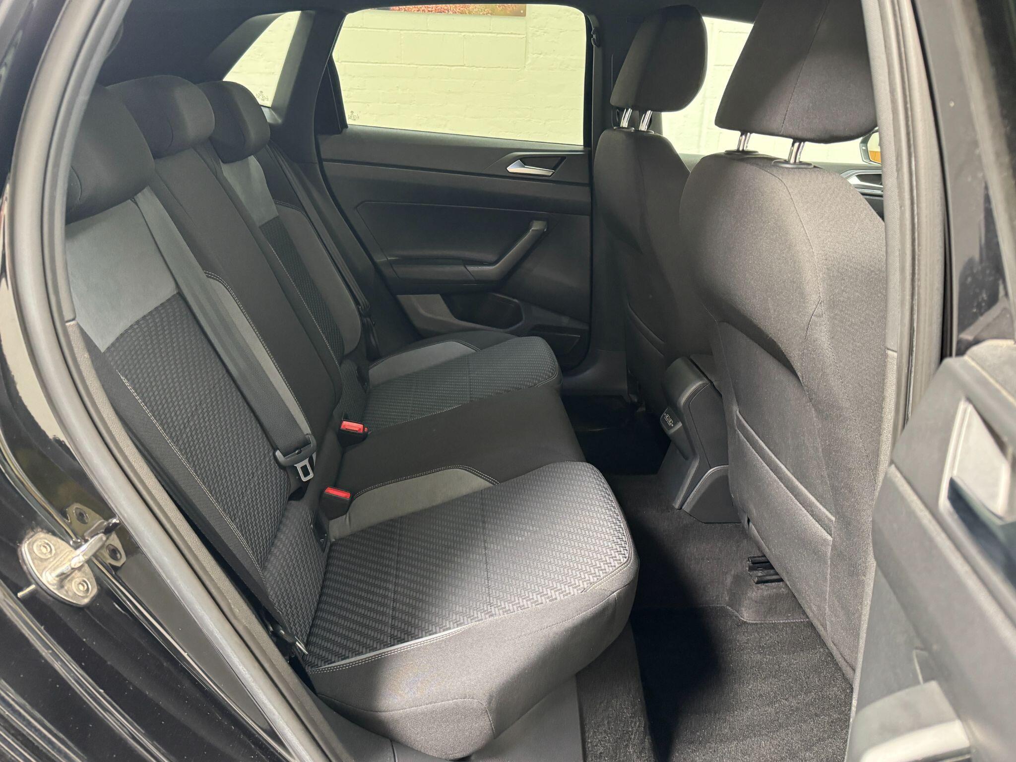 Volkswagen Polo - Image 22