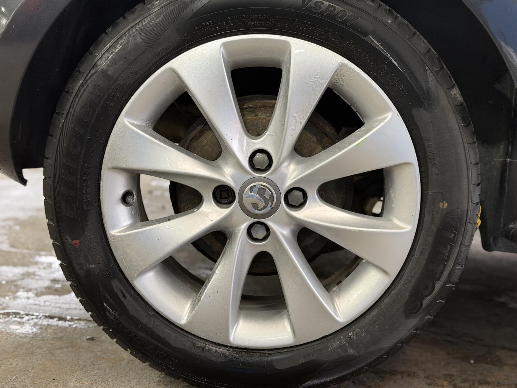 Vauxhall Corsa - Image 15