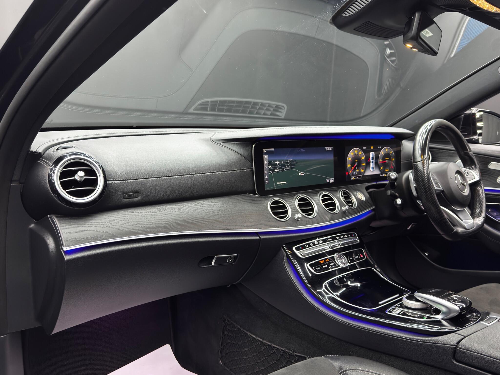 Mercedes E Class - Image 12