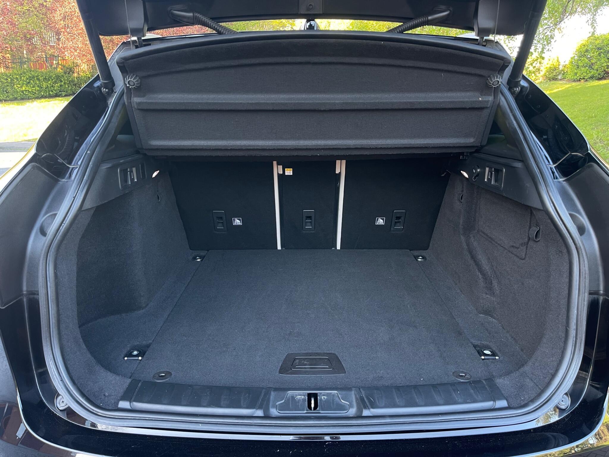 Jaguar F-Pace - Image 28