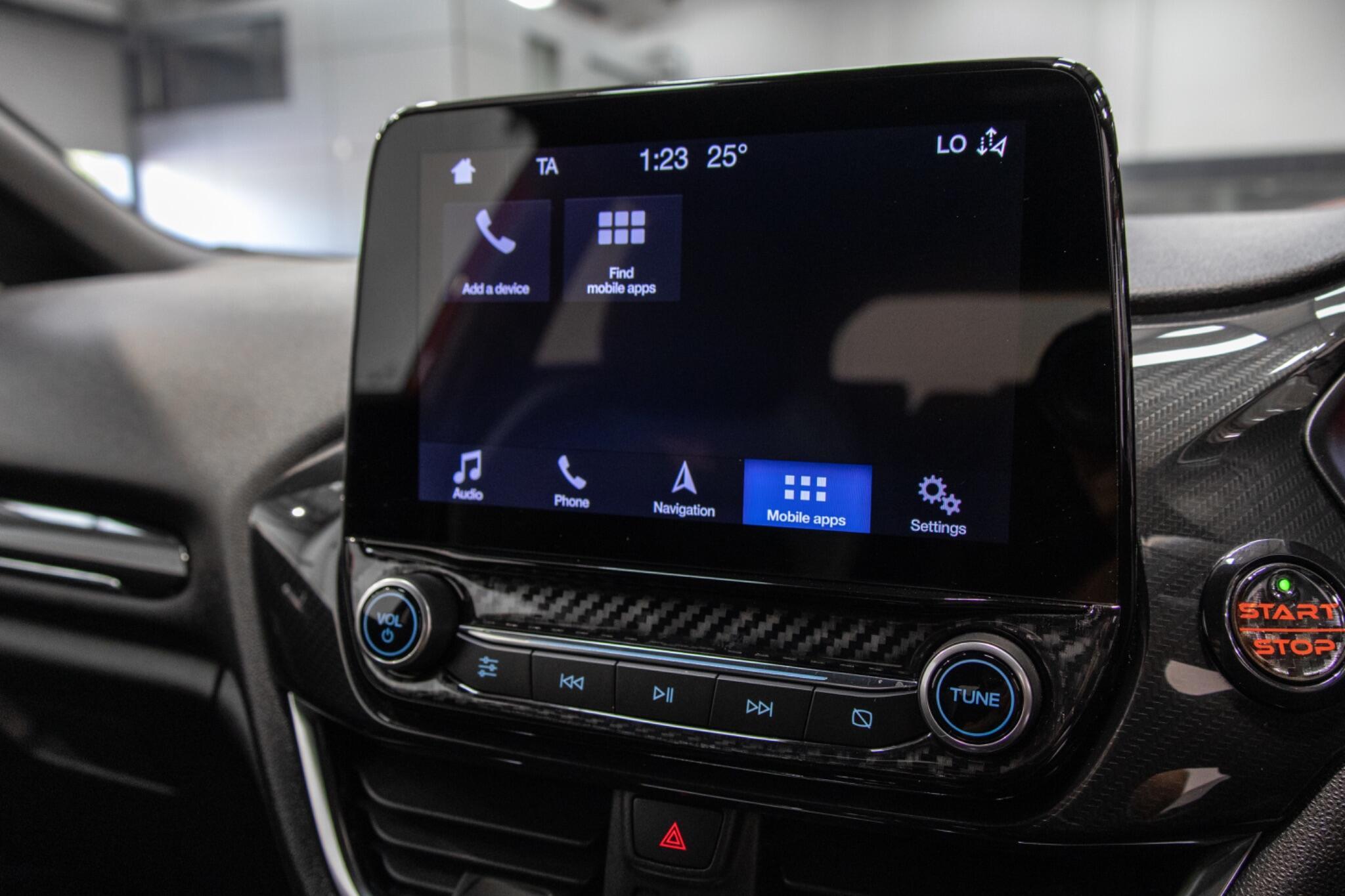 Ford Fiesta - Image 17