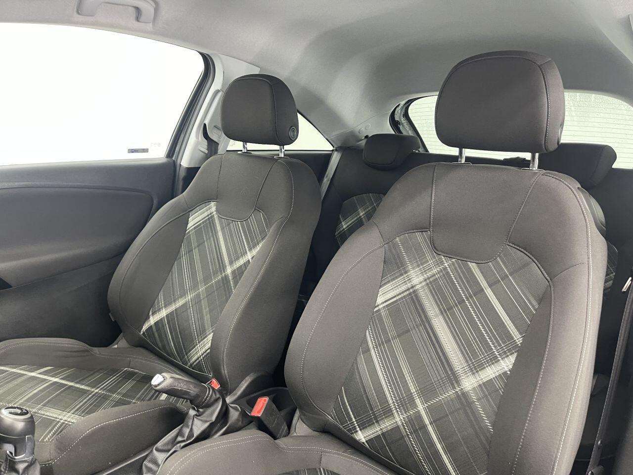 Vauxhall Corsa - Image 18