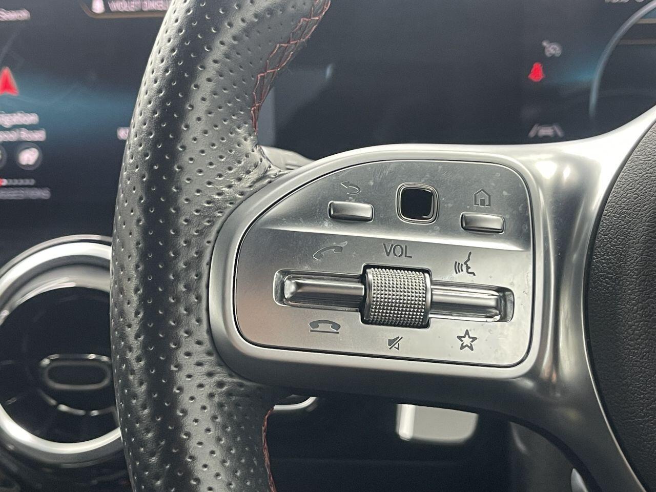 Mercedes-benz GLA - Image 33