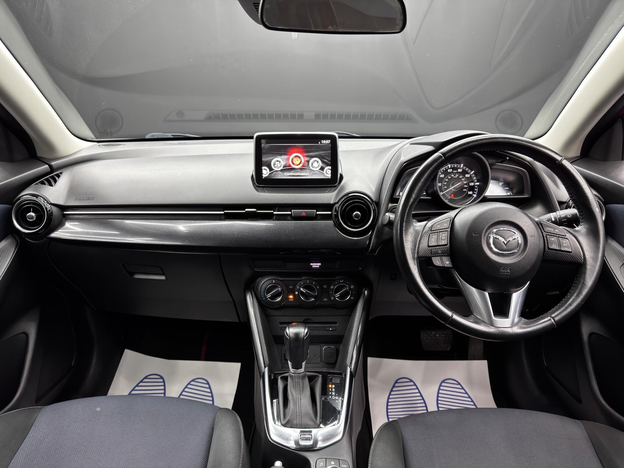 Mazda MAZDA2 - Image 9