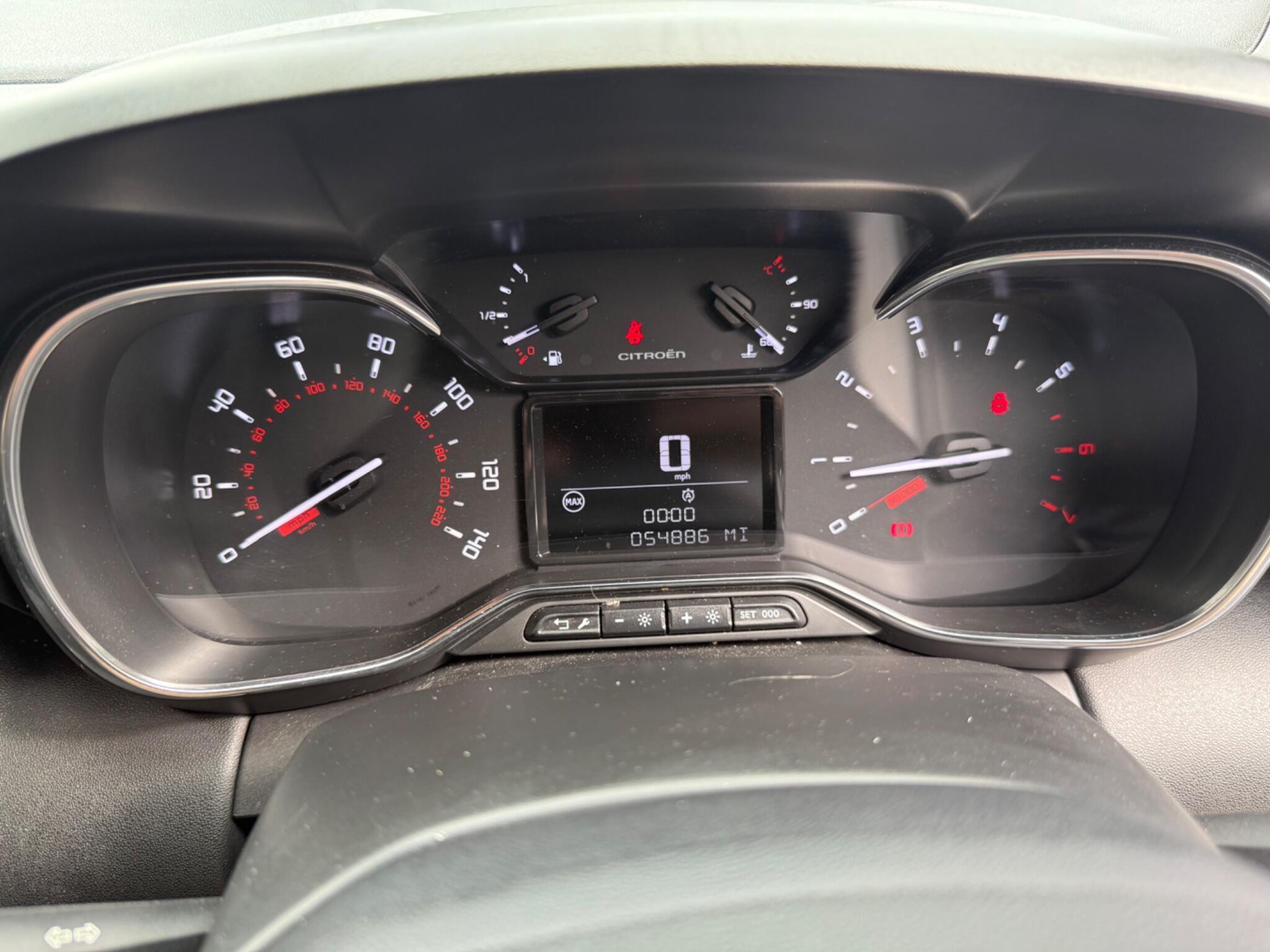 Citroen C3 Aircross - Image 13