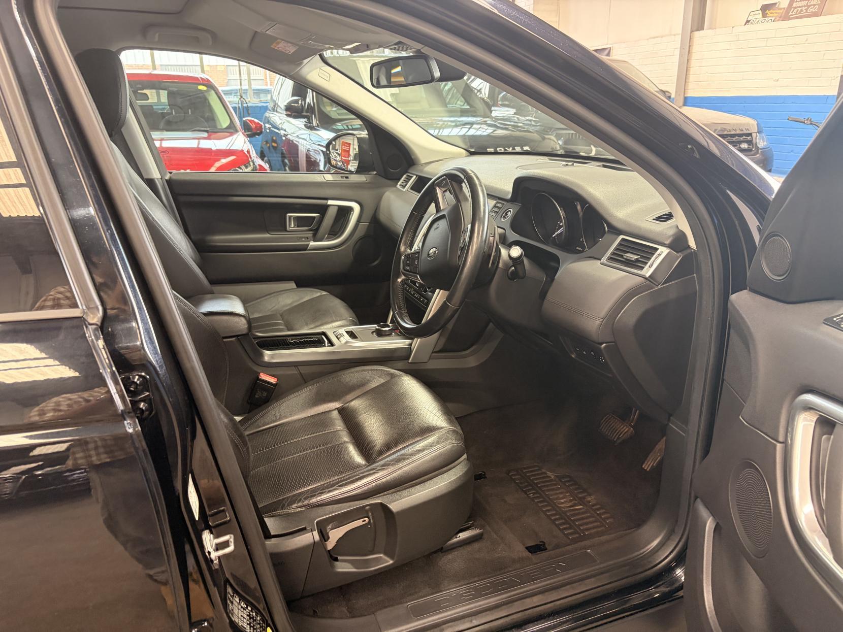 Land Rover DISCOVERY SPORT - Image 20