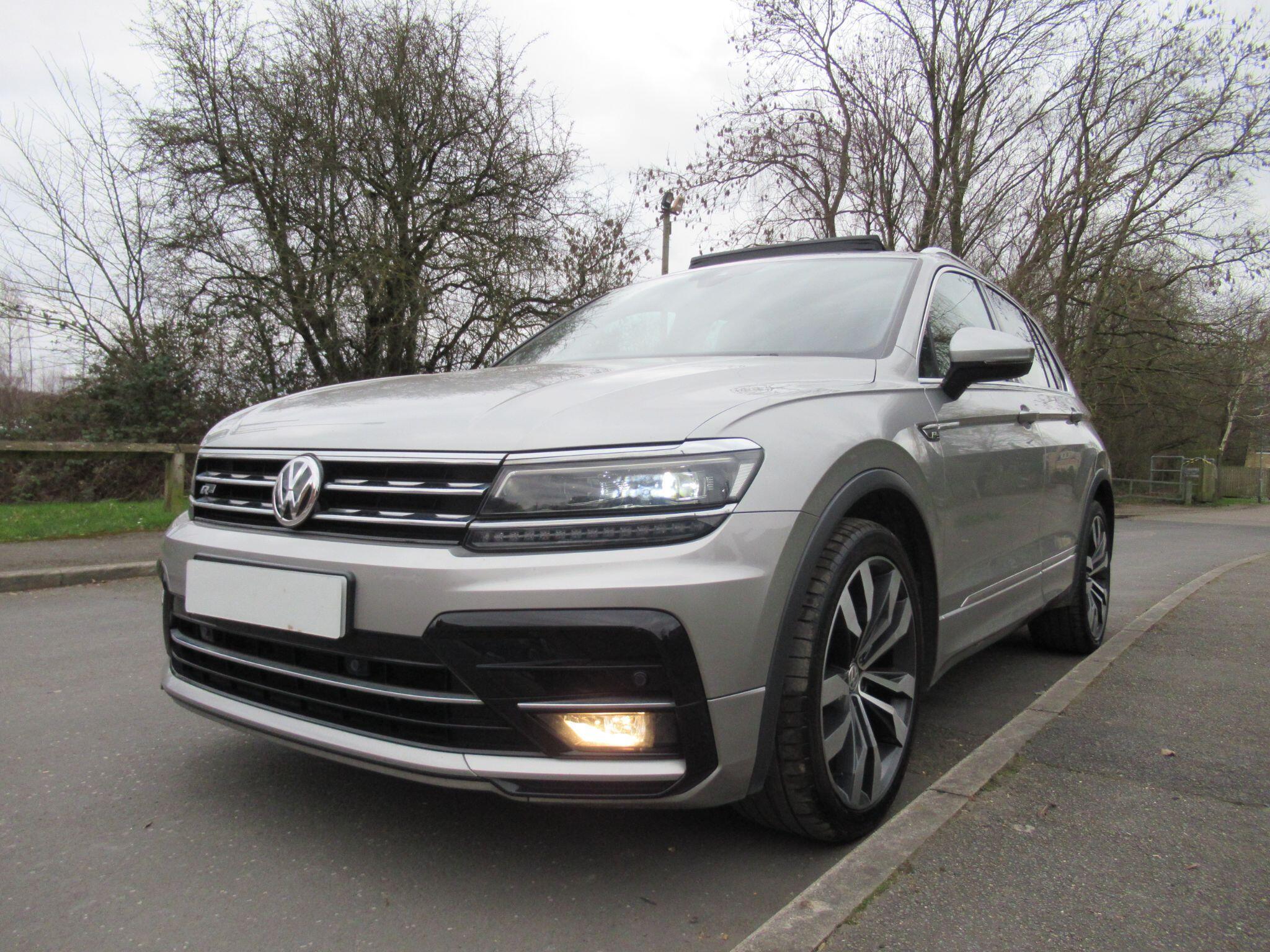 Volkswagen Tiguan - Image 10