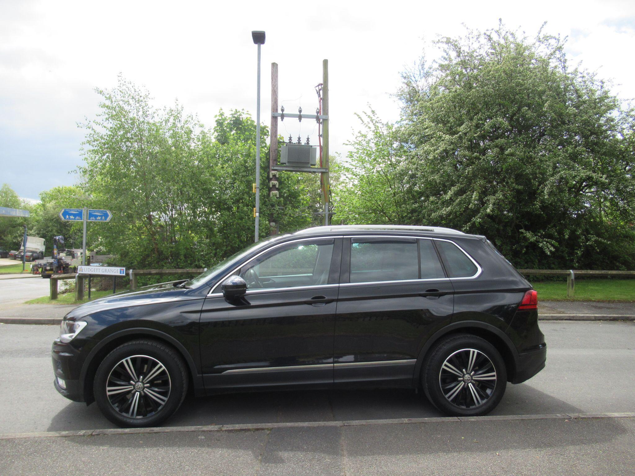 Volkswagen Tiguan - Image 6