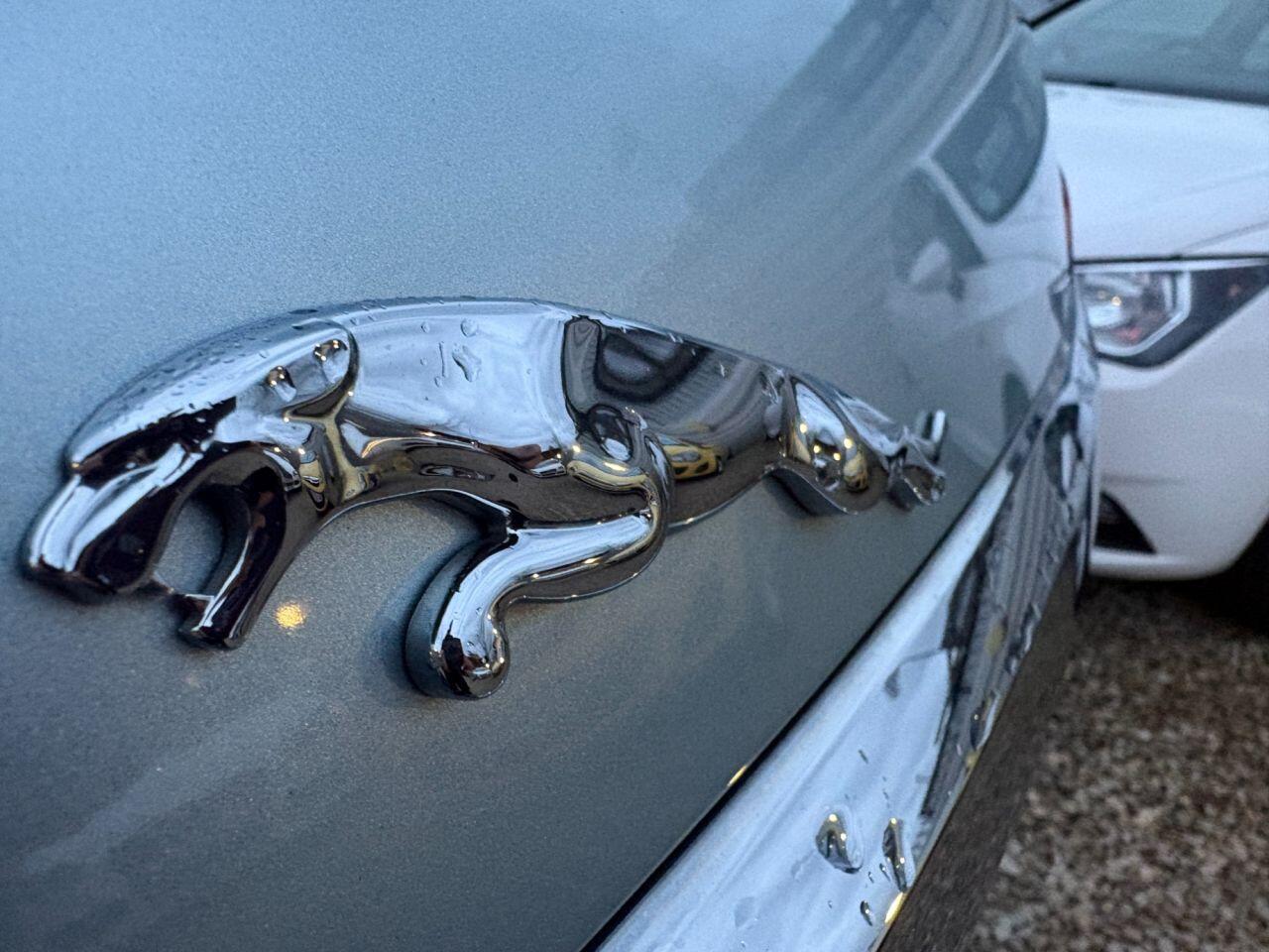 Jaguar XF - Image 14