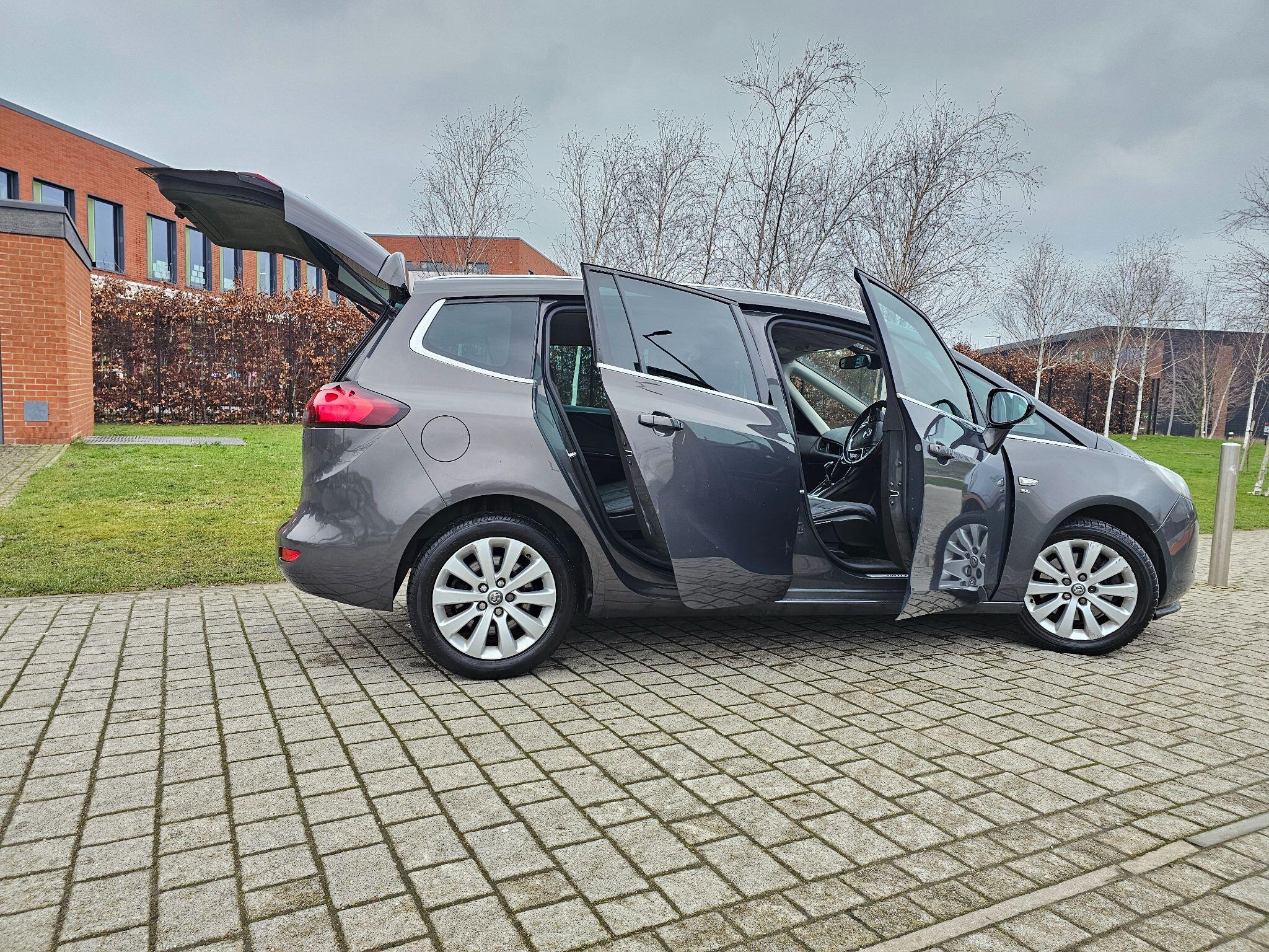 Vauxhall Zafira Tourer - Image 20