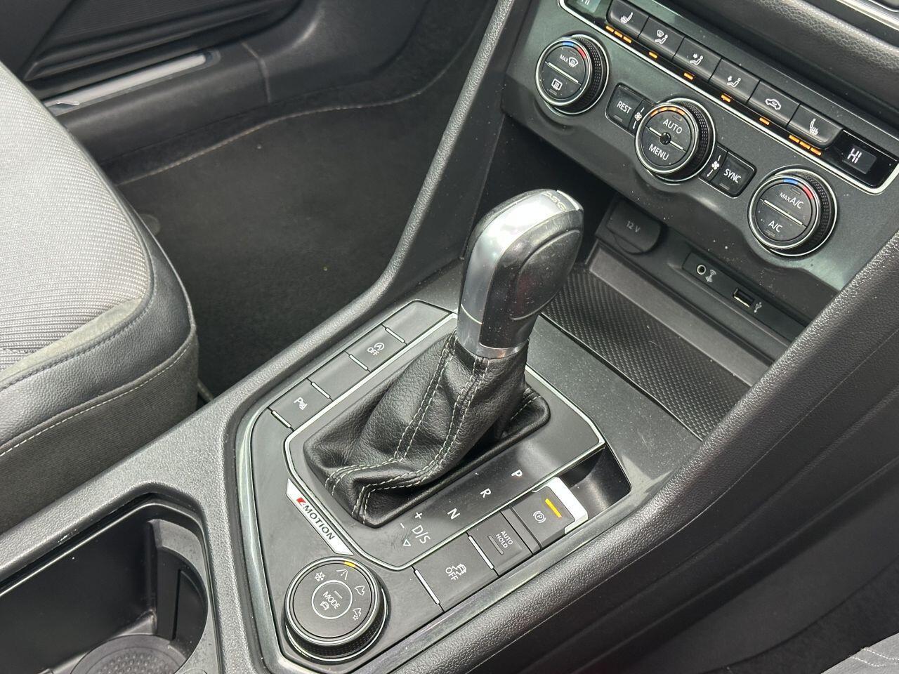 Volkswagen Tiguan - Image 34