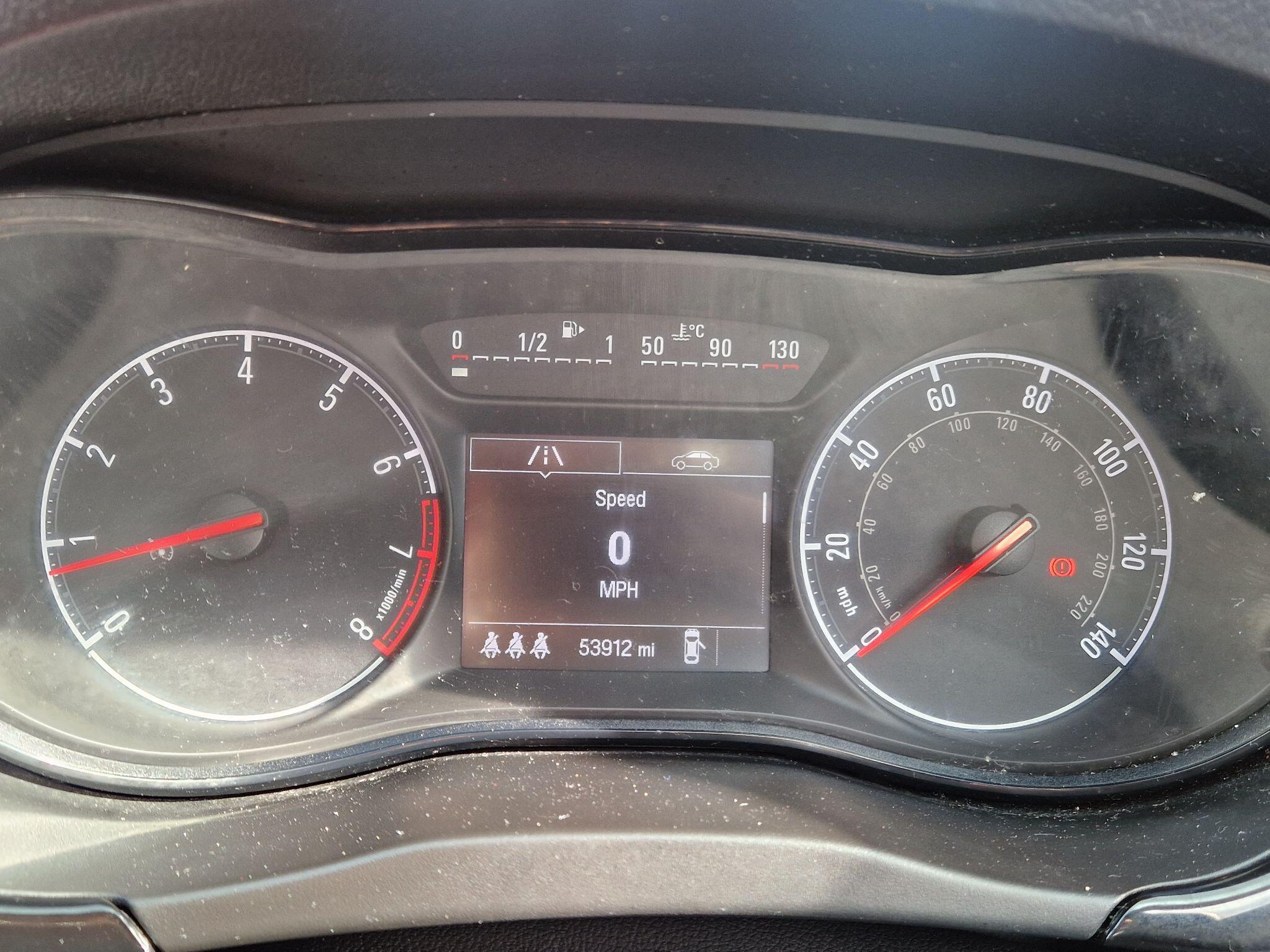 Vauxhall Corsa - Image 11