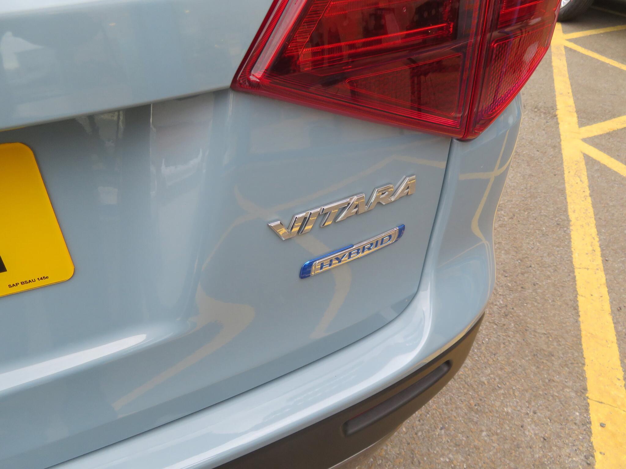 Suzuki Vitara - Image 17