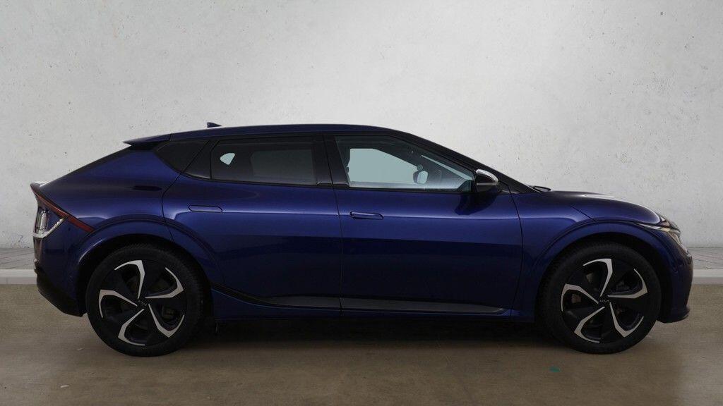 Kia EV6 - Image 9