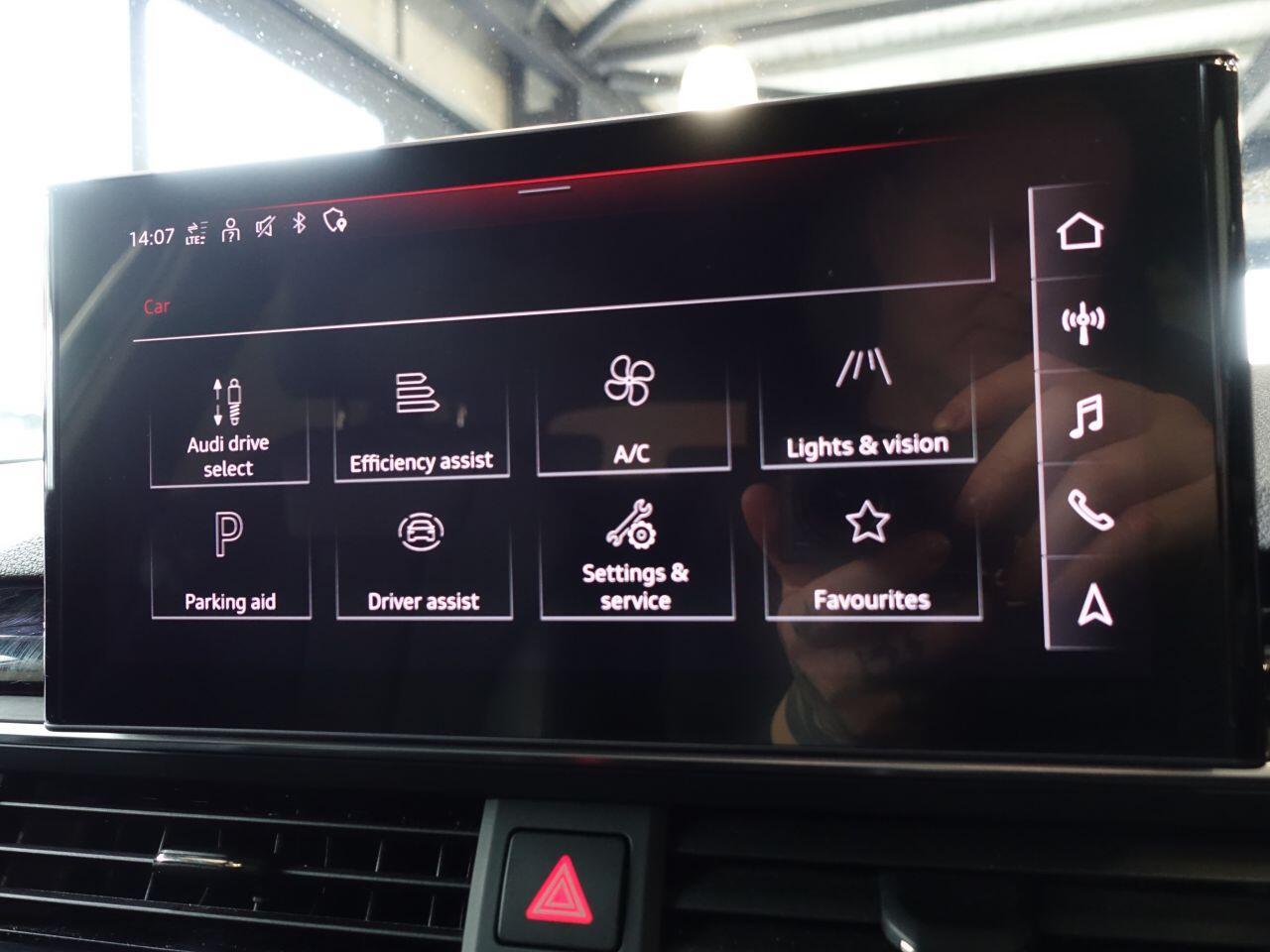 Audi A4 Avant - Image 42