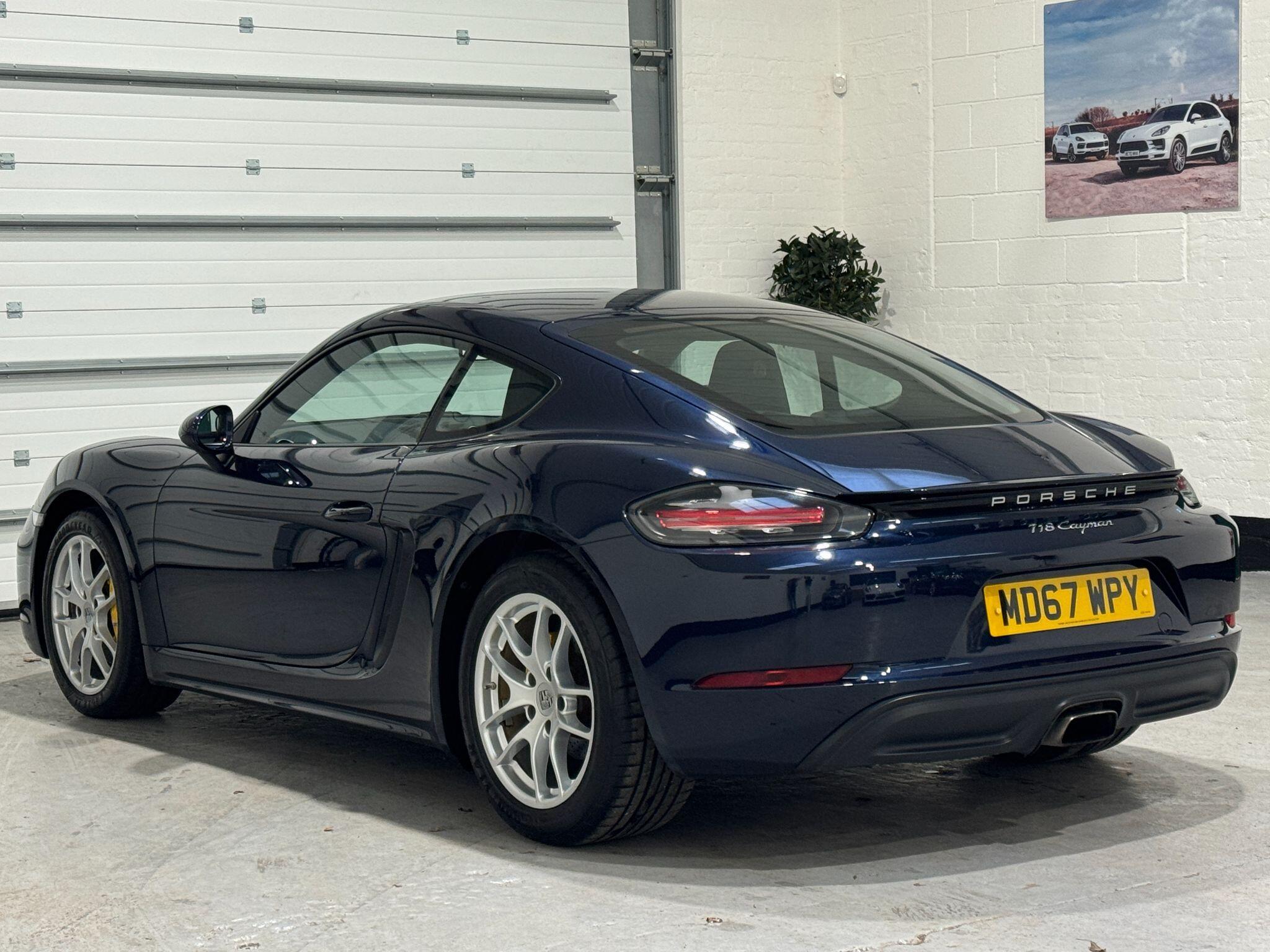 Porsche 718 Cayman - Image 15