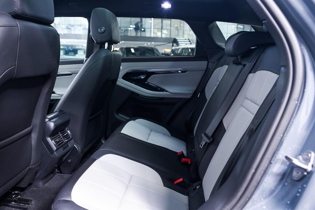 Land Rover Range Rover Evoque - Image 17