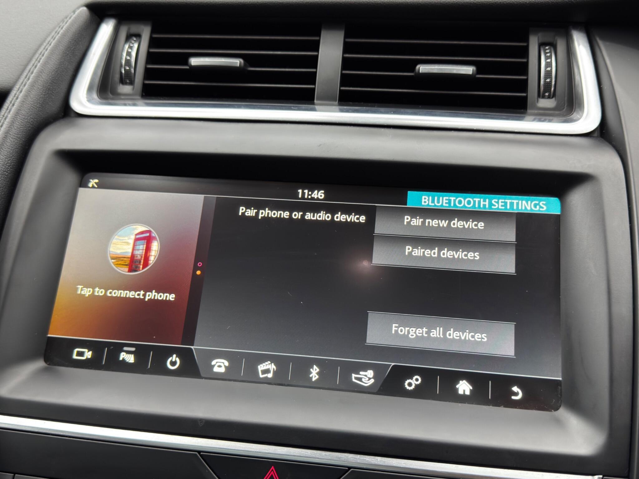 Jaguar E-Pace - Image 31