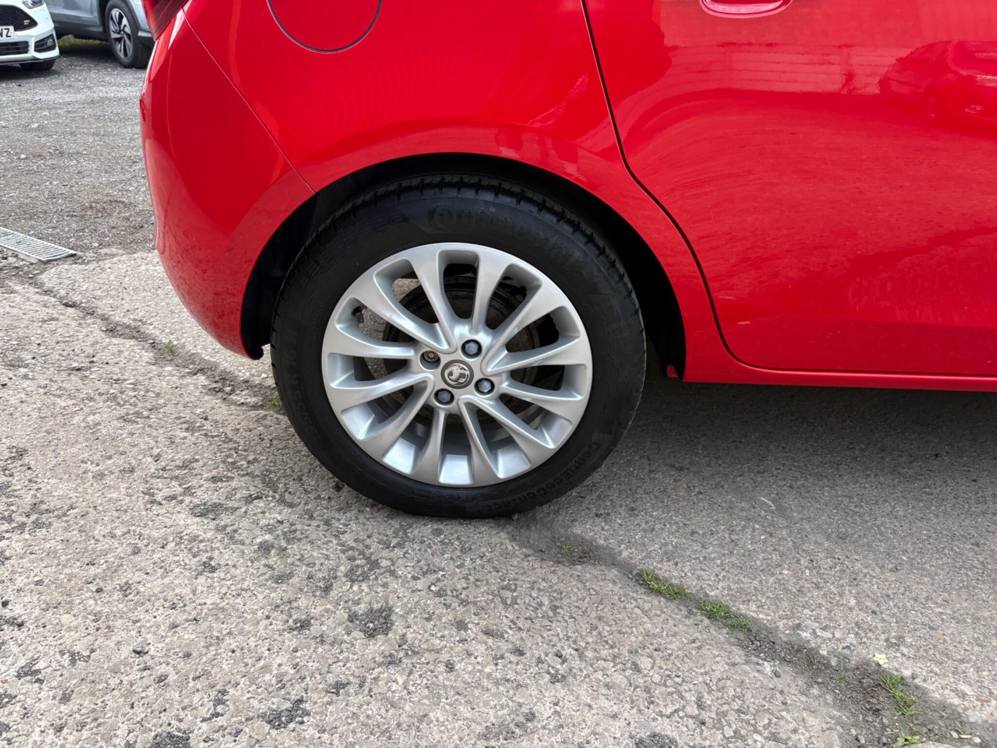 Vauxhall Corsa - Image 9