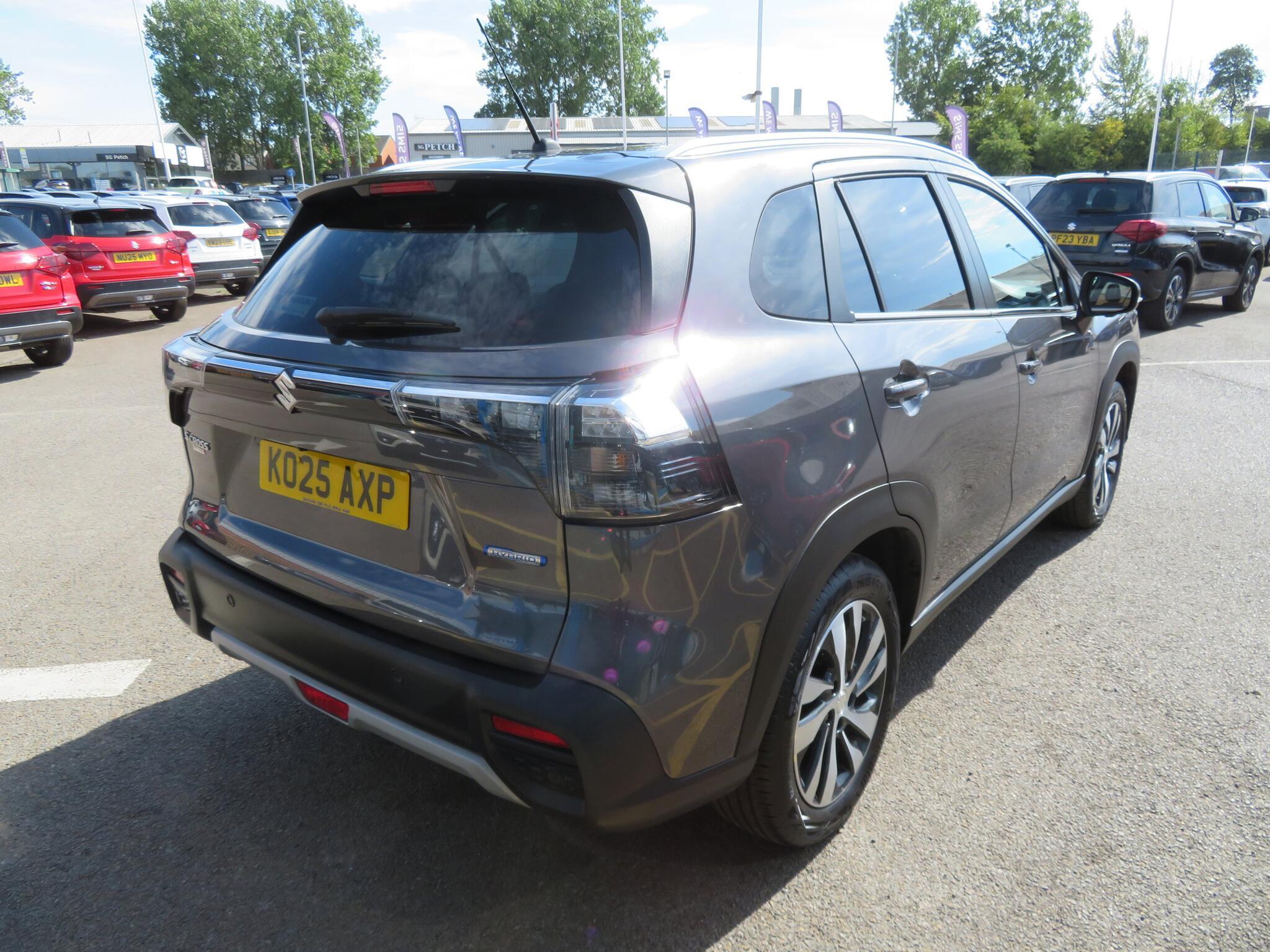 Suzuki S-Cross - Image 10