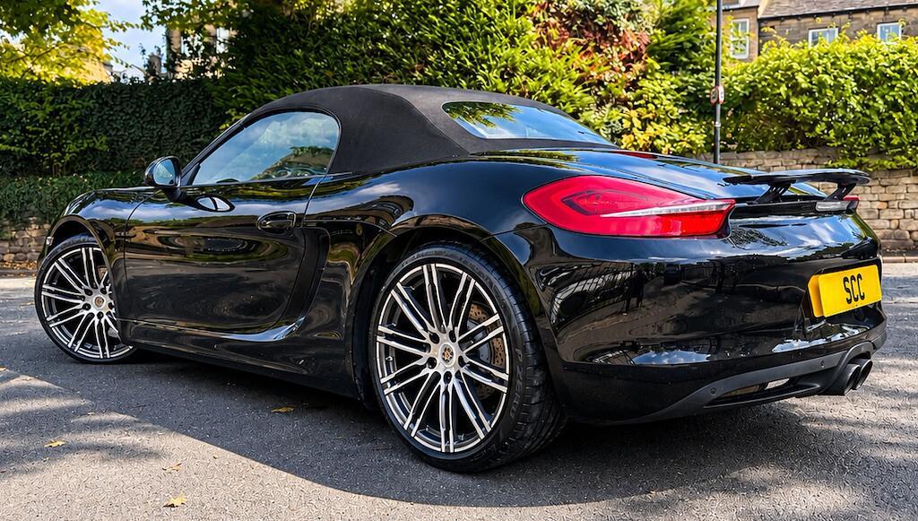 Porsche Boxster - Image 11