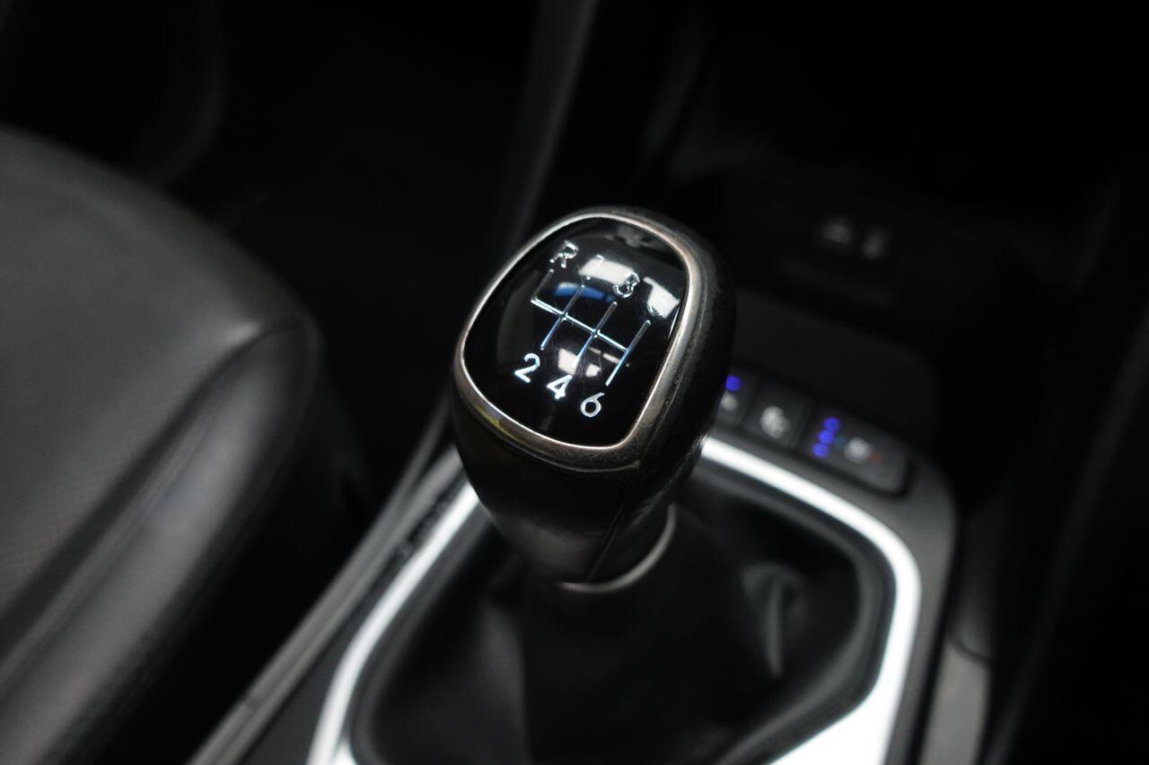 Hyundai Santa Fe - Image 44