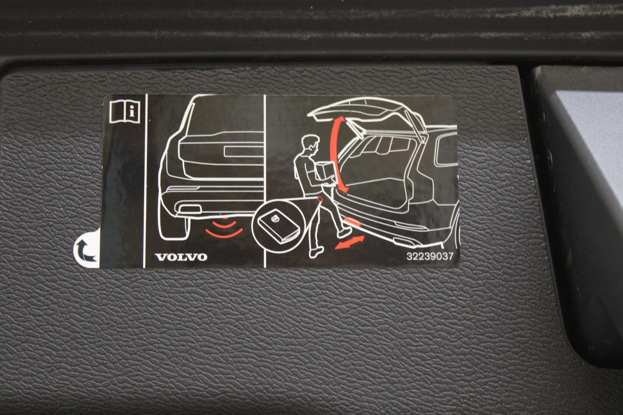 Volvo XC60 - Image 17