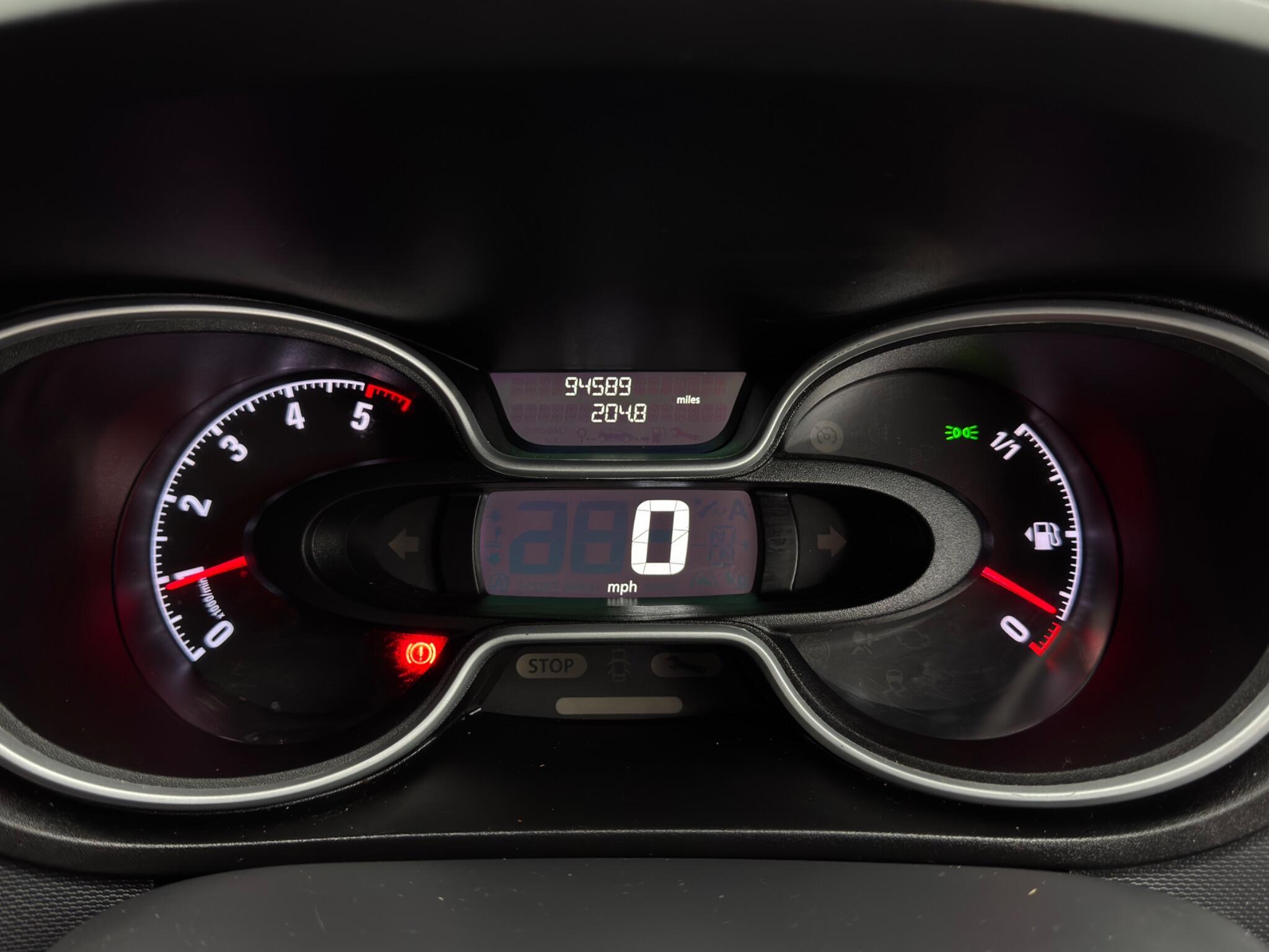 Vauxhall Vivaro - Image 20