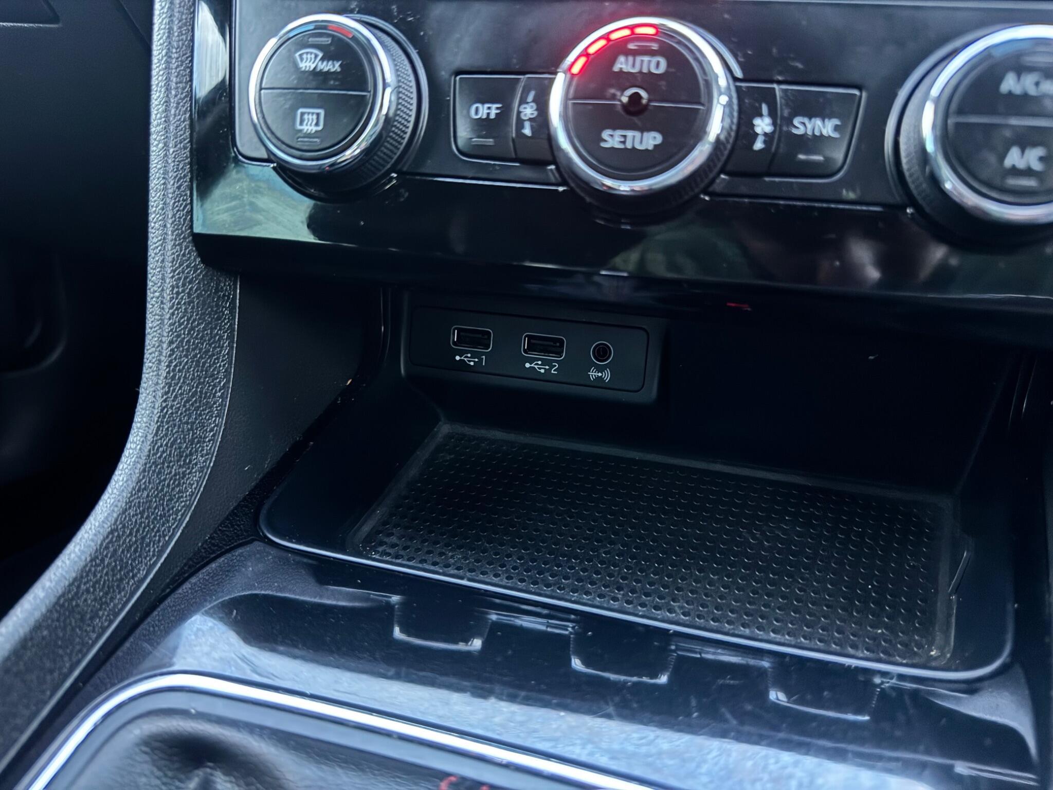 SEAT Leon - Image 21