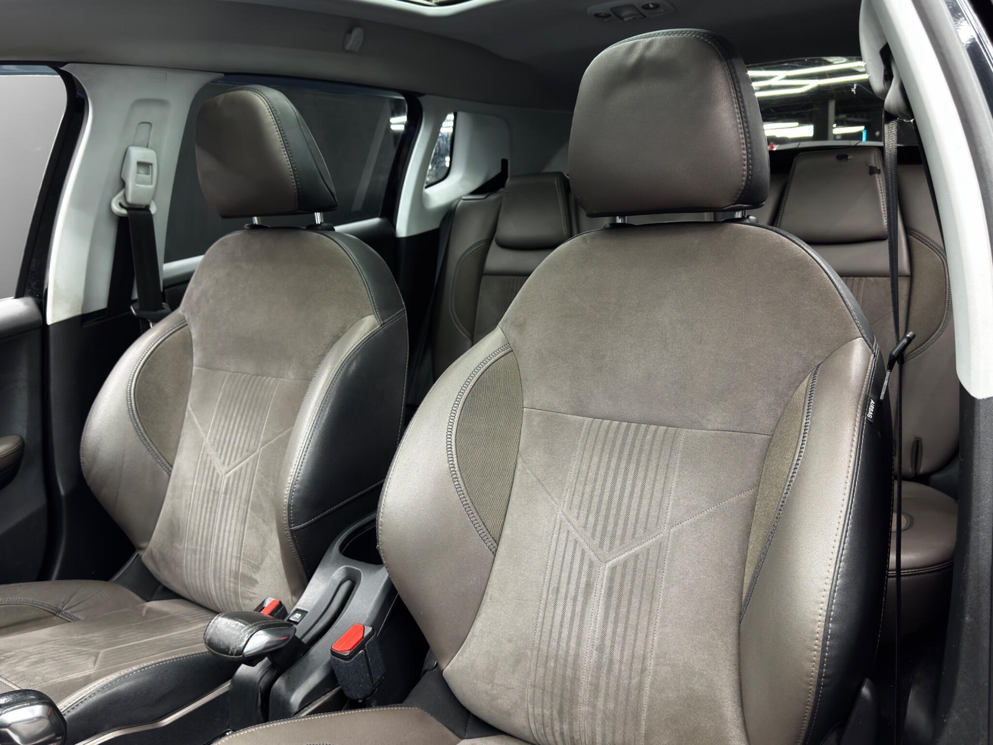 Peugeot 2008 - Image 14