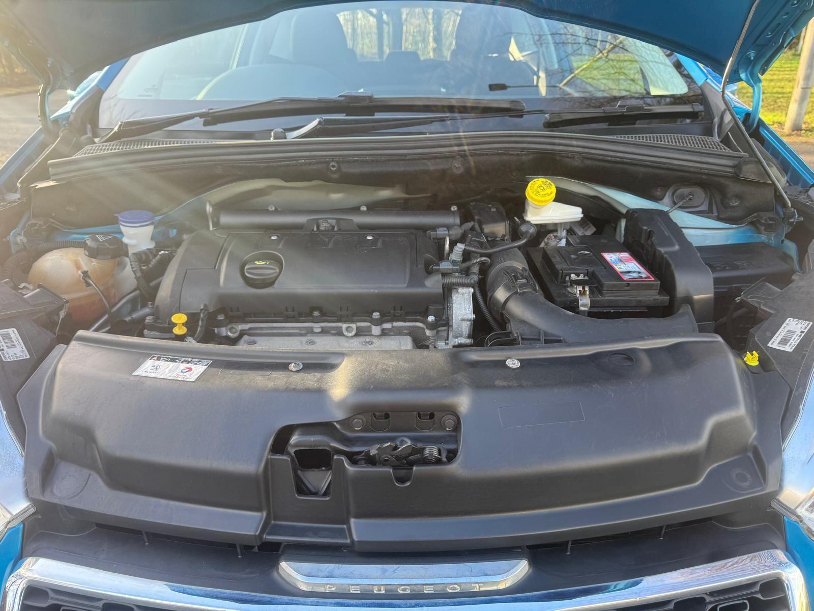 Peugeot 208 - Image 28